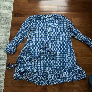 Zara Blue and White Geometric Blouse